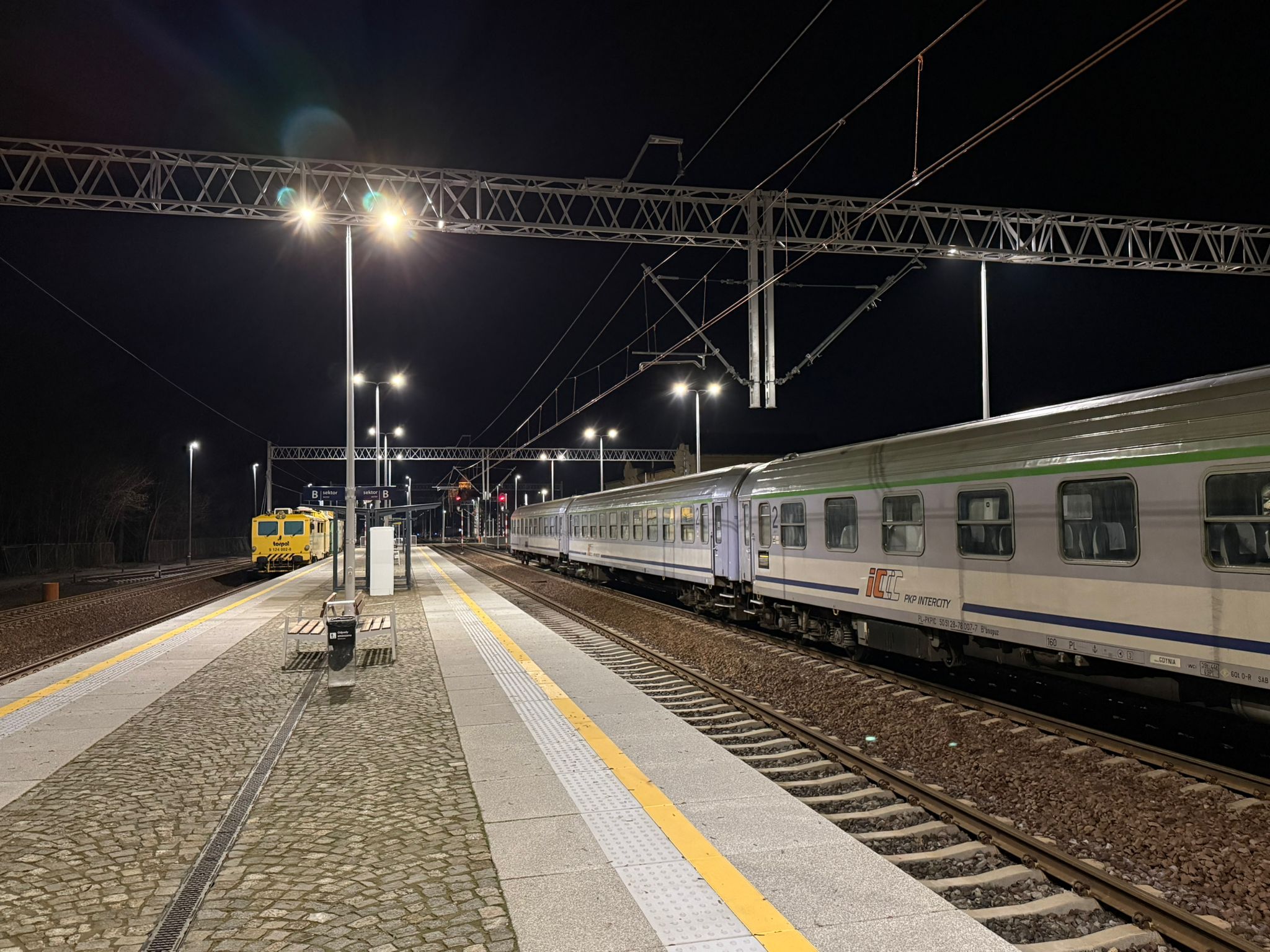 Nowy rozkład jazdy pociągów od 14 czerwca 2026. Pociąg Kętrzyn